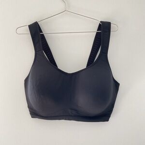 LIVI 38H Black Women's Sports Bra